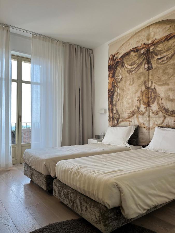 Hotel Castello Di Santa Vittoria Santa Vittoria dʼAlba Buitenkant foto